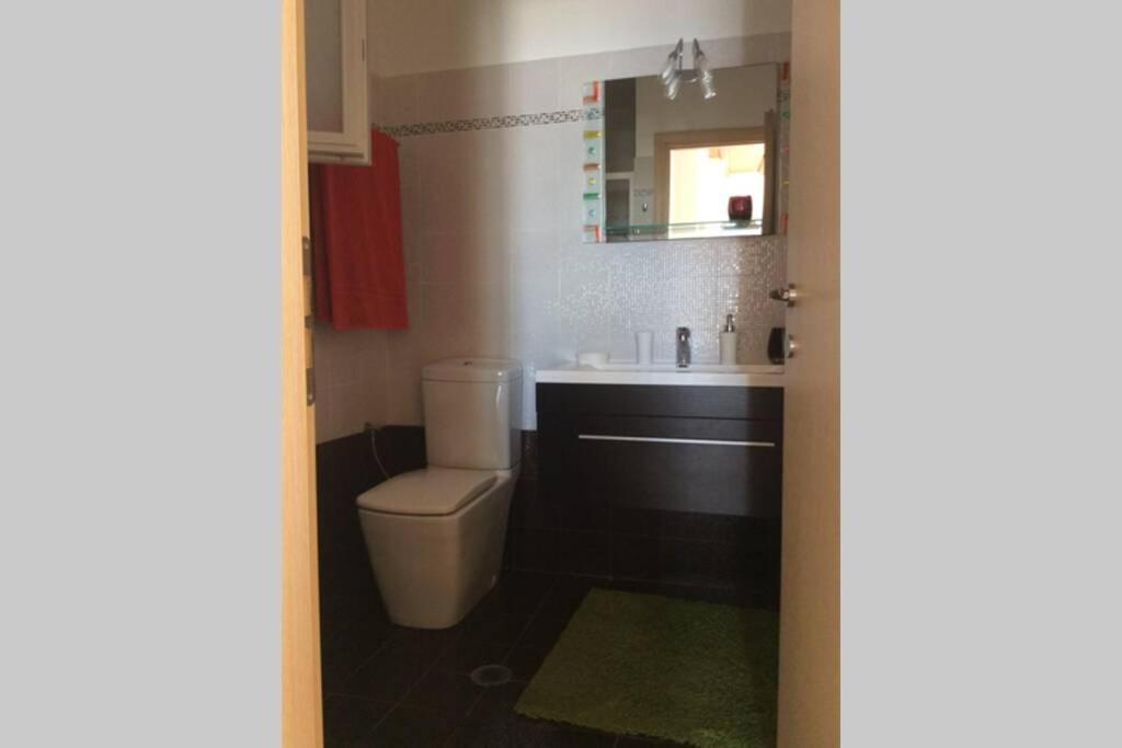 Ebatis Guesthouse Vari  Екстер'єр фото